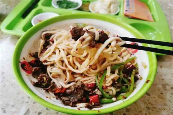 立祖麻辣肝盖面